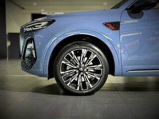2024 Hongqi HS5 I Рестайлинг, синий, 3700000 рублей, вид 5