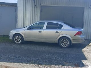 2012 Opel Astra H Рестайлинг, серебристый, 700000 рублей, вид 5