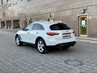 2013 Infiniti FX30d II (S51) Рестайлинг, белый, 2800000 рублей, вид 5