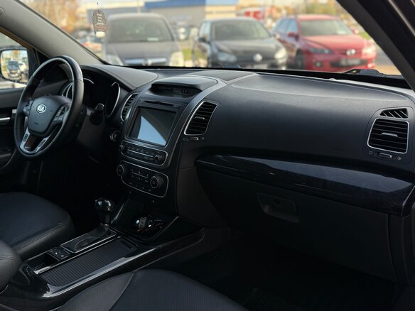 2016 Kia Sorento II Рестайлинг, бежевый, 1850000 рублей - вид 9