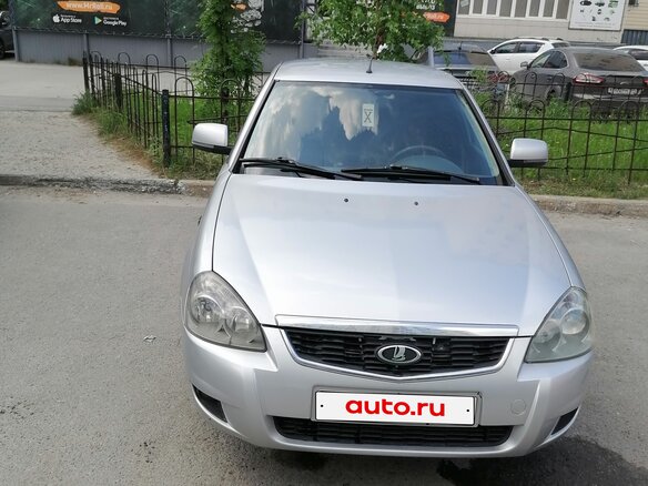 2010 Lada (ВАЗ) Priora I, серебристый, 350000 рублей - вид 2