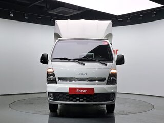 2024 Kia Bongo, белый, 3043000 рублей, вид 4