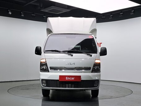 2024 Kia Bongo, белый, 3043000 рублей, вид 4