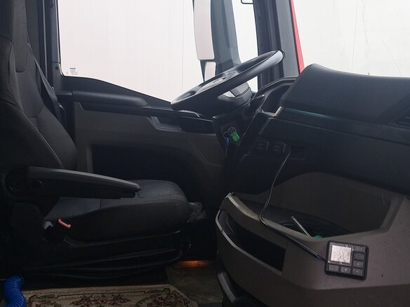 2021 MAN TGX, красный, 7708000 рублей - вид 5