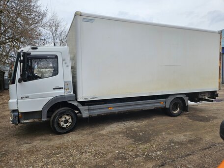 2010 Mercedes-Benz Atego, белый, 3250000 рублей, вид 3