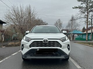 2020 Toyota RAV4 V (XA50), белый, 3285000 рублей, вид 4