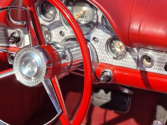 1957 Ford Thunderbird I, красный - вид 17