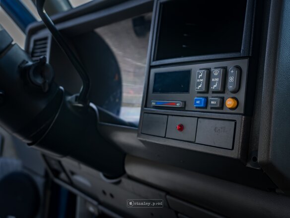 1994 GMC Suburban, синий - вид 25