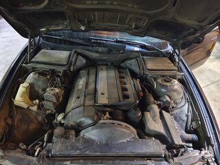 2003 BMW 5 серии 520i IV (E39) Рестайлинг, чёрный, 550000 рублей, вид 3