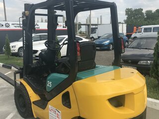 2008 Komatsu FG, зелёный, 700000 рублей, вид 1