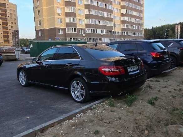 2012 Mercedes-Benz E-Класс 200 7G-Tronic IV (W212, S212, C207), чёрный, 1580000 рублей - вид 6