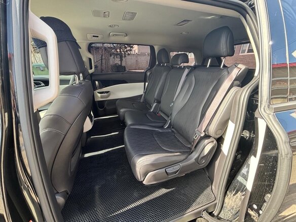 2022 Kia Carnival IV, чёрный, 5150000 рублей - вид 12