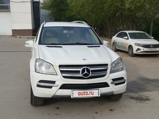 2012 Mercedes-Benz GL-Класс 350 I (X164) Рестайлинг, белый, 2000000 рублей, вид 2