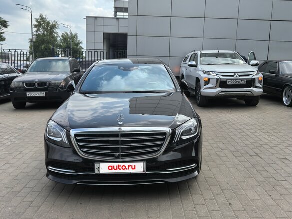 2017 Mercedes-Benz S-Класс 560 VI (W222, C217) Рестайлинг, чёрный, 4350000 рублей - вид 1