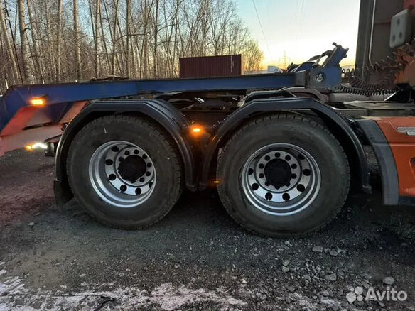 2002 Freightliner Century Class, оранжевый, 2850000 рублей - вид 7