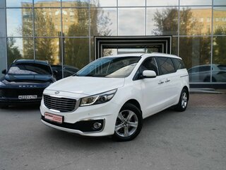 2017 Kia Carnival III, белый, 2225000 рублей, вид 1