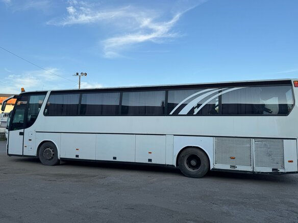 1982 Setra 300 Series, белый, 2000000 рублей - вид 1