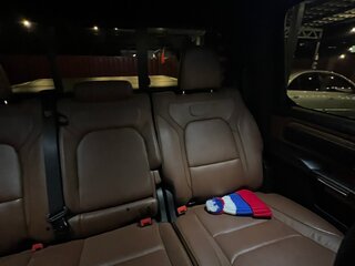 2023 Ram 1500 Crew Cab V, чёрный, 8150000 рублей, вид 2