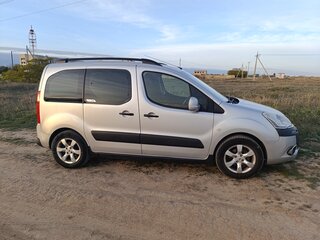 2013 Citroen Berlingo II Рестайлинг, серый, 850000 рублей, вид 3