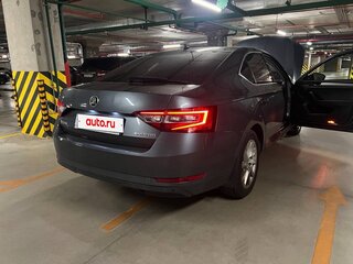 2018 Skoda Superb III, серый, 2000000 рублей, вид 3