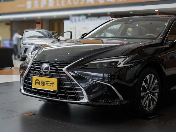 2026 Lexus ES 200 VII Рестайлинг 2, чёрный, 5690000 рублей - вид 8