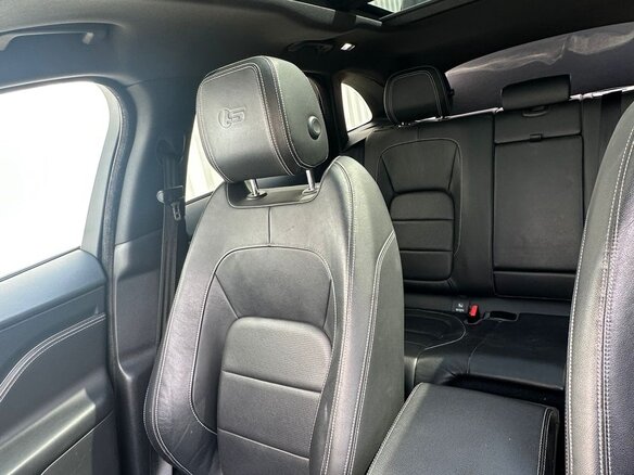 2016 Jaguar F-Pace I, чёрный, 2900000 рублей - вид 9