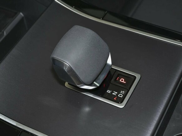 2025 Land Rover Range Rover Velar I Рестайлинг, синий, 8200000 рублей - вид 13