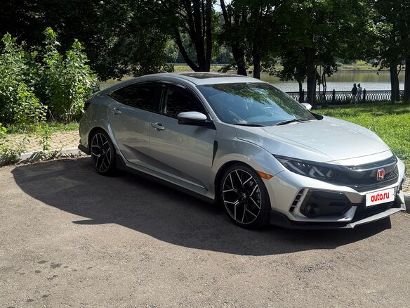 2016 Honda Civic X, серый, 1899000 рублей - вид 9