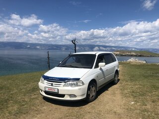 2001 Honda Odyssey II Рестайлинг, белый, 460000 рублей, вид 1