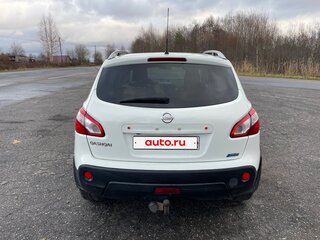 2010 Nissan Qashqai I Рестайлинг, белый, 850000 рублей, вид 4