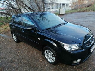 2011 Kia Rio II Рестайлинг, чёрный, 510000 рублей, вид 4
