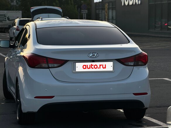 2015 Hyundai Elantra V (MD) Рестайлинг, белый, 870000 рублей - вид 6
