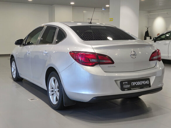 2013 Opel Astra J Рестайлинг, серебристый, 615000 рублей - вид 6
