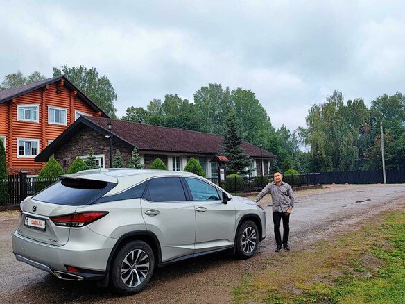 2021 Lexus RX 300 IV Рестайлинг, коричневый, 4600000 рублей - вид 4