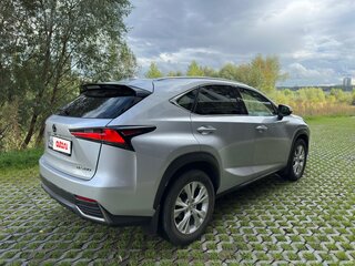 2017 Lexus NX 200 I, серебристый, 2860000 рублей, вид 4