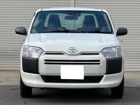 Toyota Succeed I Рестайлинг