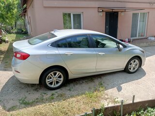 2018 Chevrolet Cruze II, серебристый, 1103763 рублей, вид 4