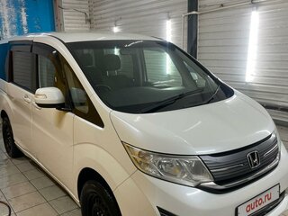 2016 Honda Stepwgn V, белый, 1750000 рублей, вид 3