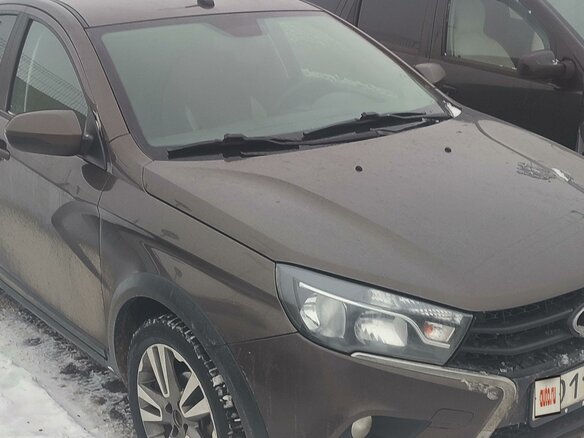 2019 Lada (ВАЗ) Vesta Cross I, коричневый, 1250000 рублей - вид 1