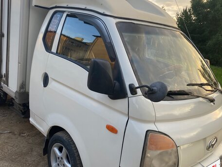 2009 Hyundai Porter II, белый, 1100000 рублей, вид 2
