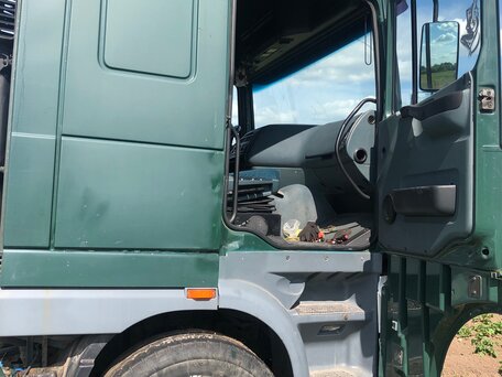 2012 DAF XF 95, зелёный, 2000000 рублей, вид 2