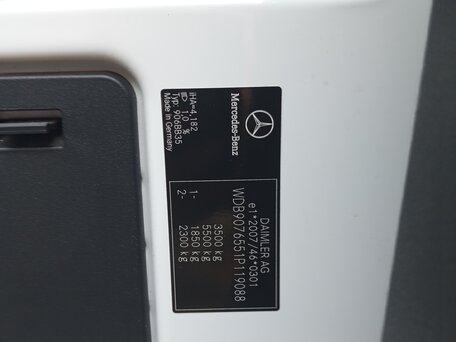 2019 Mercedes-Benz Sprinter, белый, 6800000 рублей, вид 3