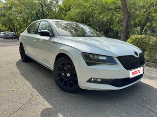 2018 Skoda Superb III, белый, 2500000 рублей, вид 4