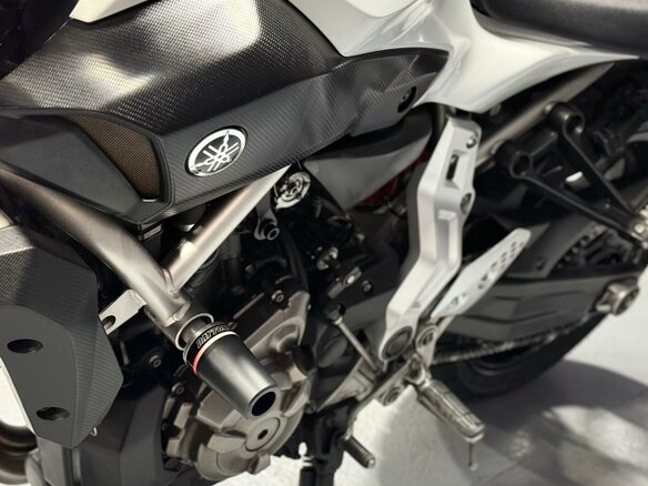 2016 Yamaha MT-07 (FZ-07), белый, 650000 рублей - вид 14