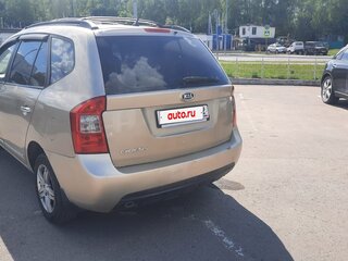 2008 Kia Carens II (UN), бежевый, 680000 рублей, вид 4