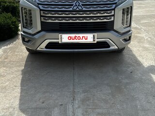 2019 Mitsubishi Delica D:5 I Рестайлинг, белый, 3450000 рублей, вид 2