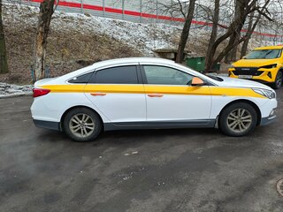 2018 Hyundai Sonata LPi VII (LF) Рестайлинг, белый, 939000 рублей, вид 2