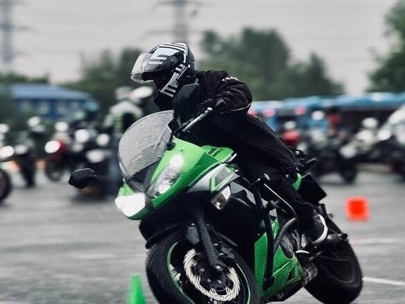 2013 Kawasaki ER-4F (Ninja 400R), зелёный, 450000 рублей - вид 9