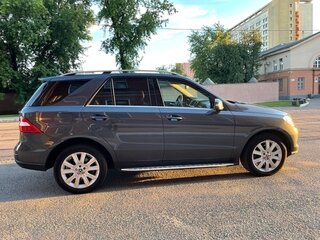 2014 Mercedes-Benz M-Класс 400 III (W166), серый, 2320000 рублей, вид 2