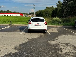 2014 Ford Focus III, белый, 745000 рублей, вид 3